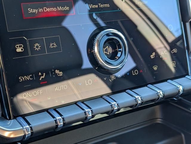 2026 GMC Acadia Elevation - Photo 15