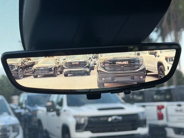 2026 GMC Yukon Denali - Photo 27