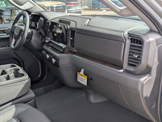 2026 GMC Sierra 1500 SLE - Photo 17