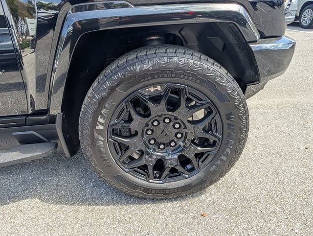 2026 GMC HUMMER EV 2X - Photo 10