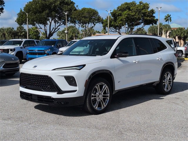 2025 Buick Enclave Sport Touring photo 4