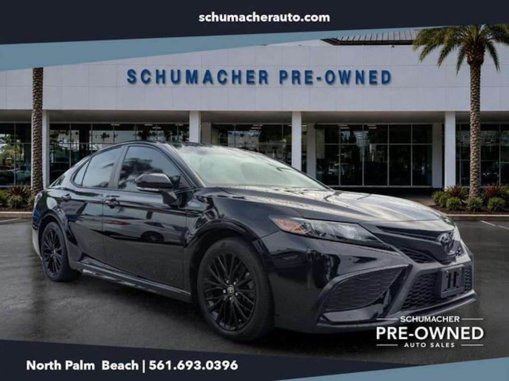 Used 2022 Toyota Camry SE Nightshade Edition Sedan