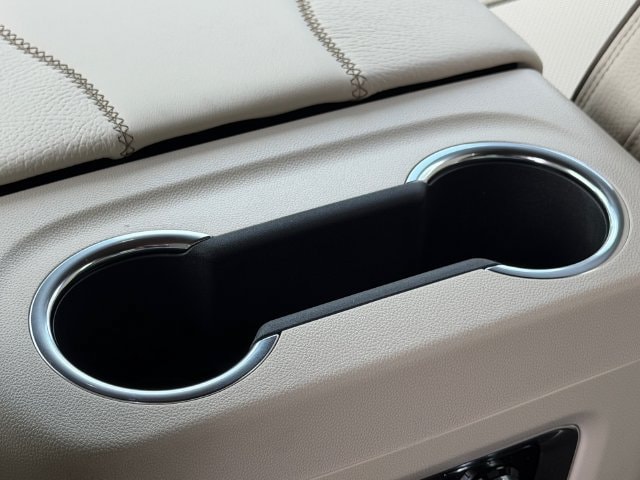 2027 GMC Yukon Denali - Photo 17