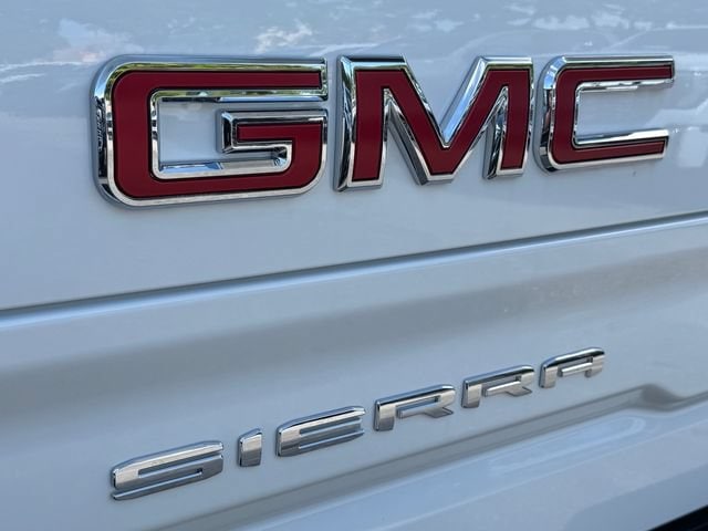 2026 GMC Sierra 1500 AT4 - Photo 10