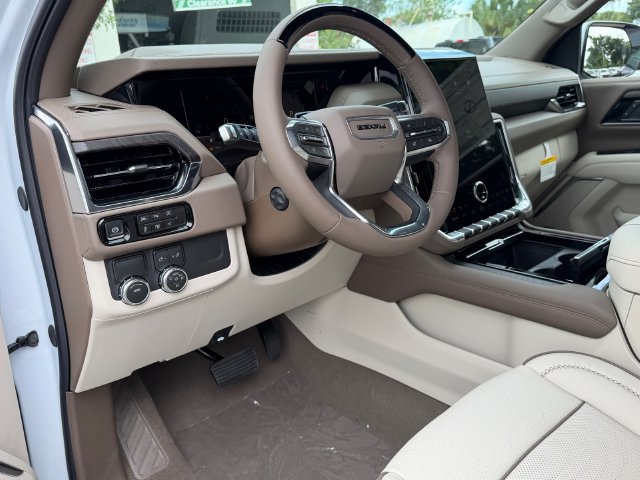 2027 GMC Yukon Denali - Photo 14