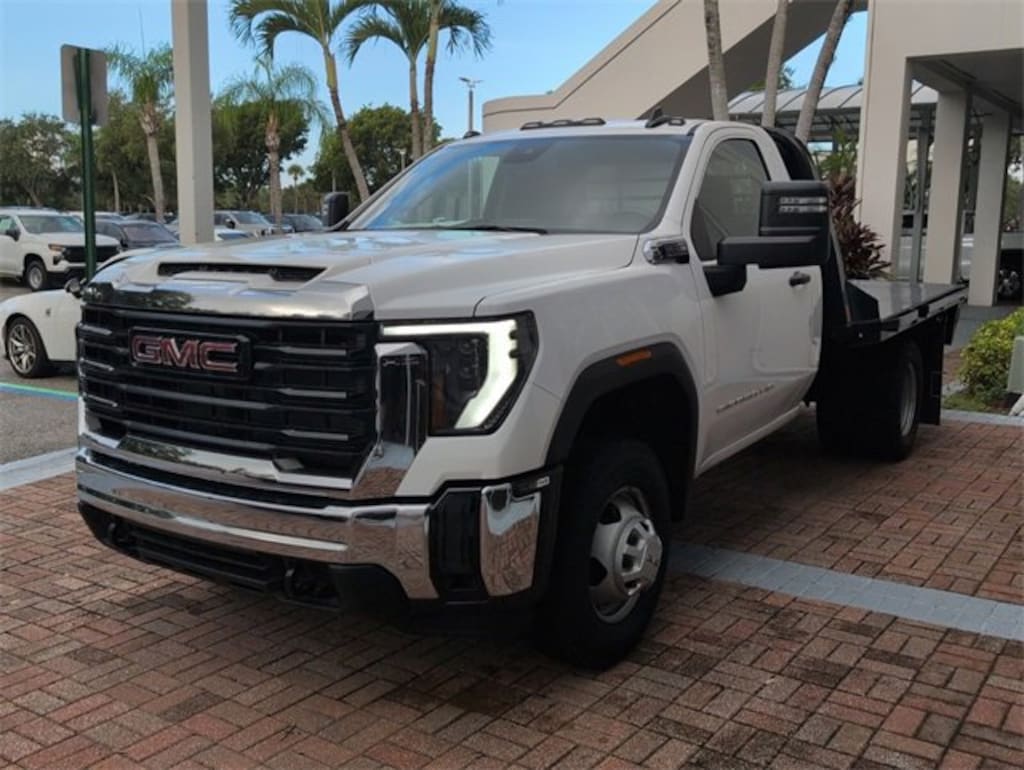 New 2024 GMC Sierra 3500 HD Chassis Cab Pro Truck