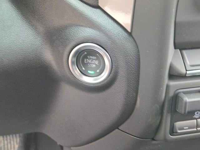 2025 GMC Sierra 3500HD Pro - Photo 13