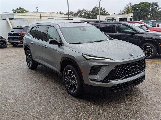 2025 Buick Enclave Sport Touring photo 2