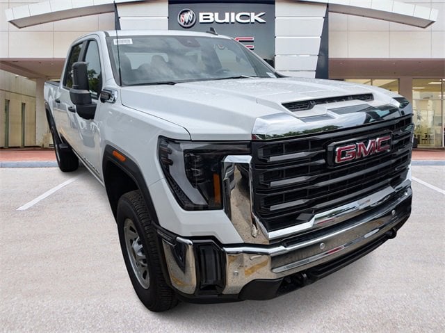 2025 GMC Sierra 2500HD Pro's photo