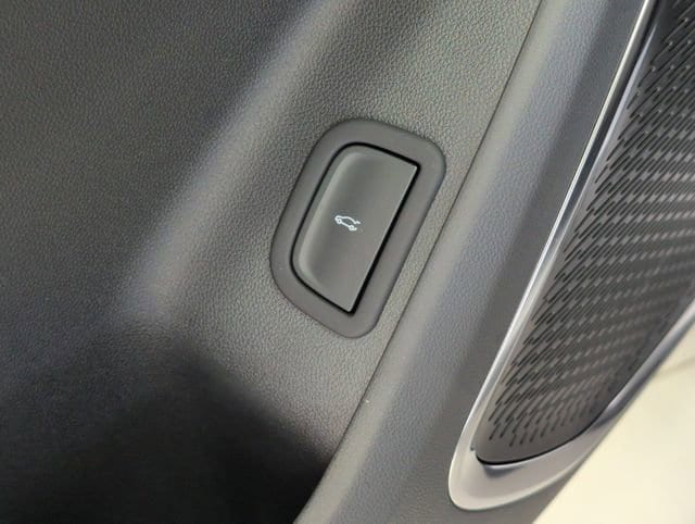 2026 GMC Acadia Elevation - Photo 13