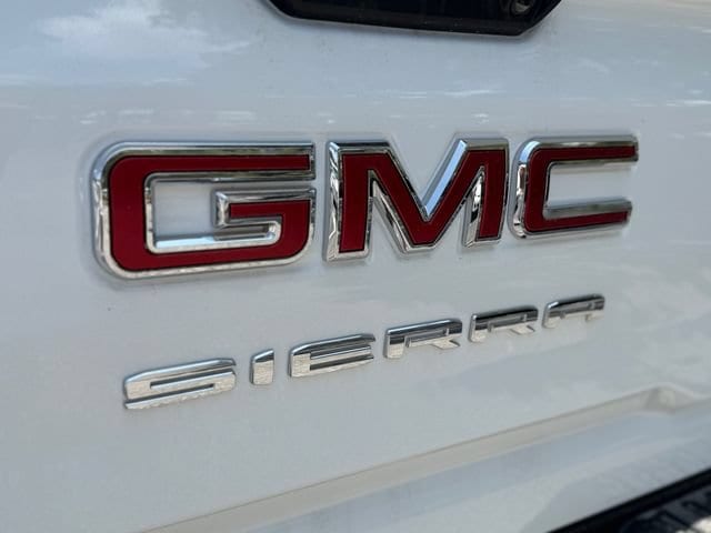 2026 GMC Sierra 2500HD Pro - Photo 9