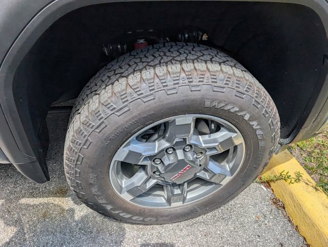 2025 GMC Sierra 2500HD SLT - Photo 19