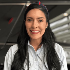 Staff member Rosita Aragon from ID_40a138