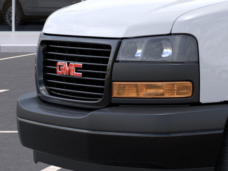 2025 GMC Savana Cargo Work Van - Photo 13