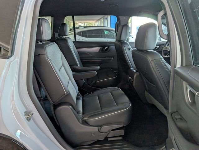 2026 Buick Enclave Sport Touring - Photo 10