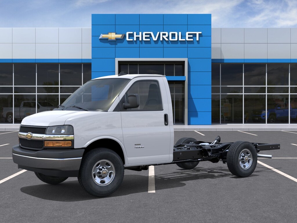 New 2026 Chevrolet Express Cutaway 3500 1WT Cutaway Van