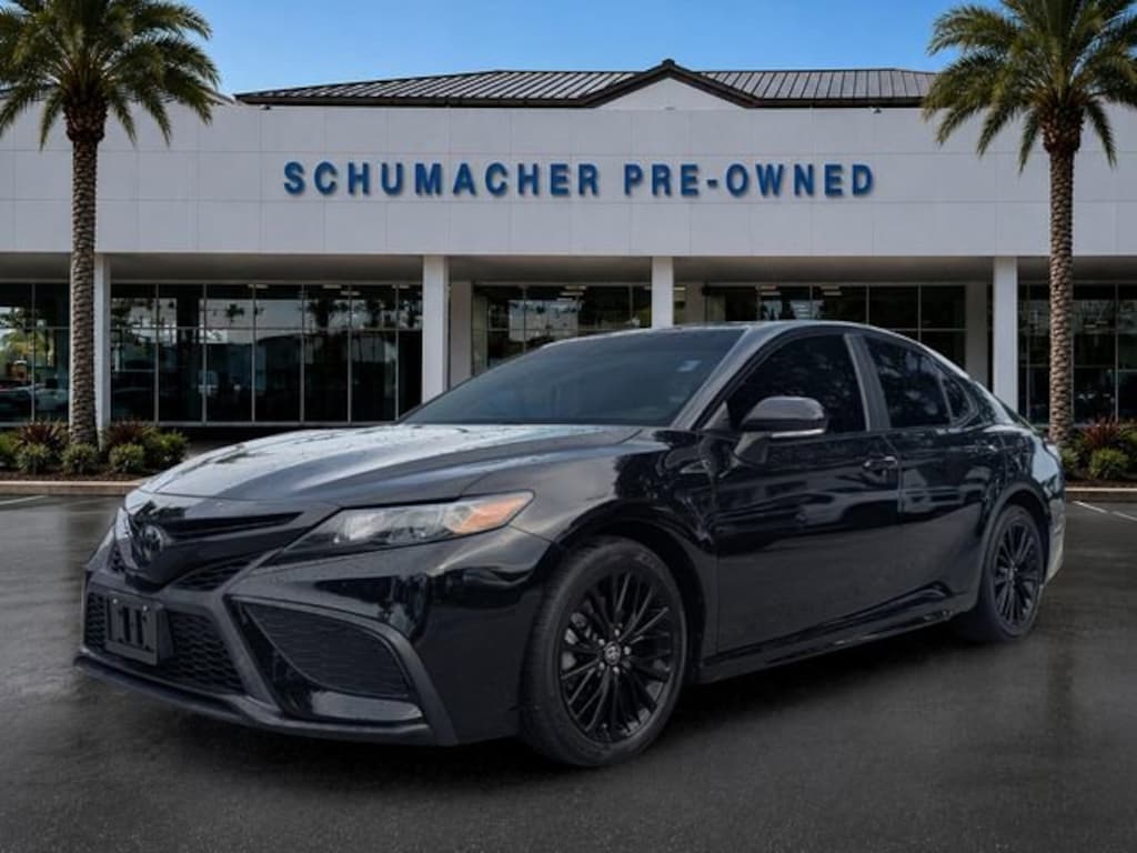 Used 2022 Toyota Camry SE Nightshade Edition Sedan