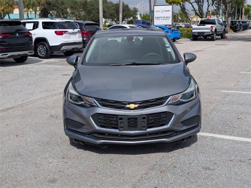 Used 2018 Chevrolet Cruze LT Car