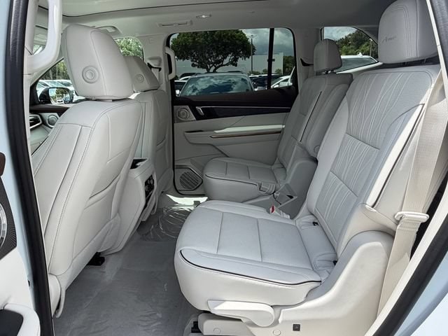 2026 Buick Enclave Avenir - Photo 14