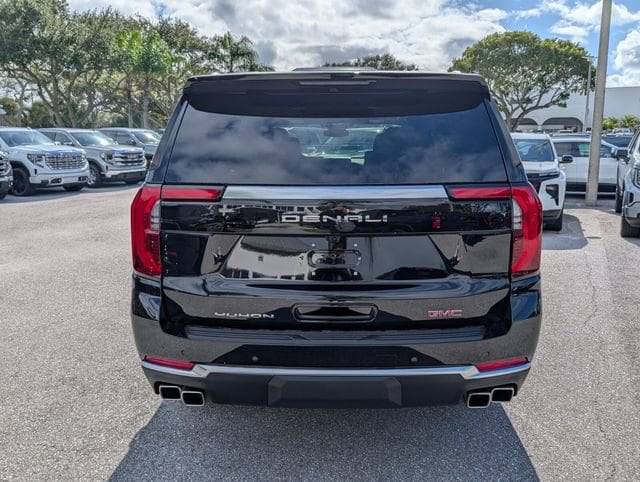 2026 GMC Yukon XL Denali - Photo 11