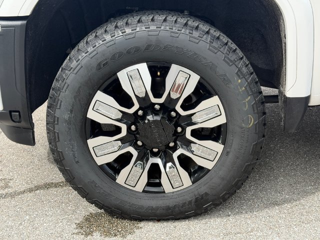 2025 GMC Sierra 2500HD Denali - Photo 11