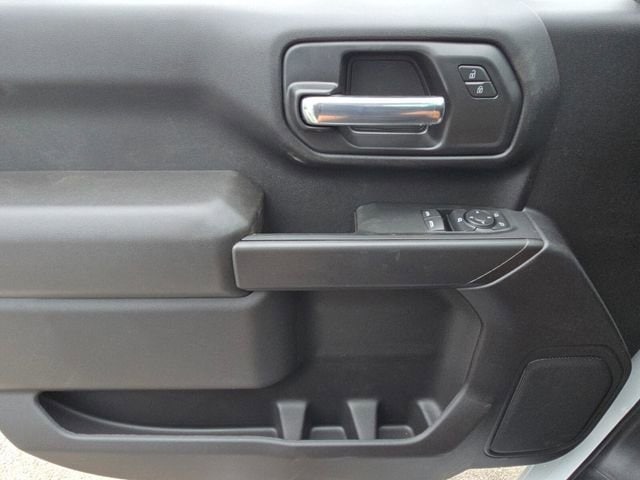 2025 GMC Sierra 3500HD Pro - Photo 14