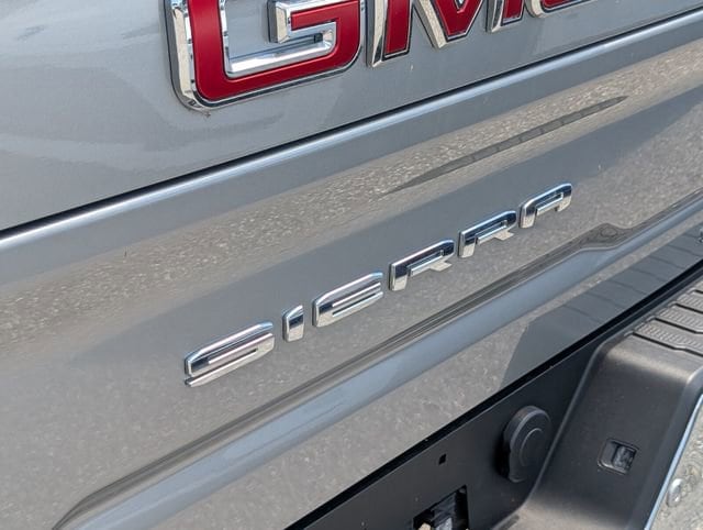2025 GMC Sierra 2500HD SLT - Photo 16