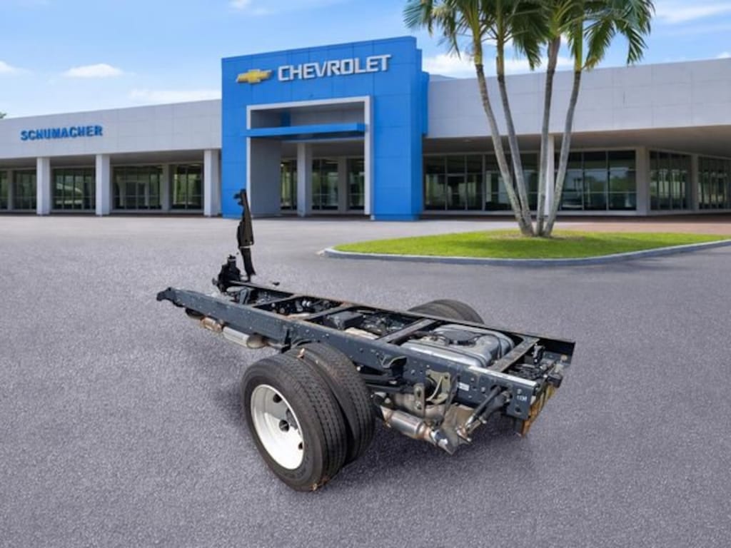 New 2024 Chevrolet Low Cab Forward 4500 HG 1WT Truck