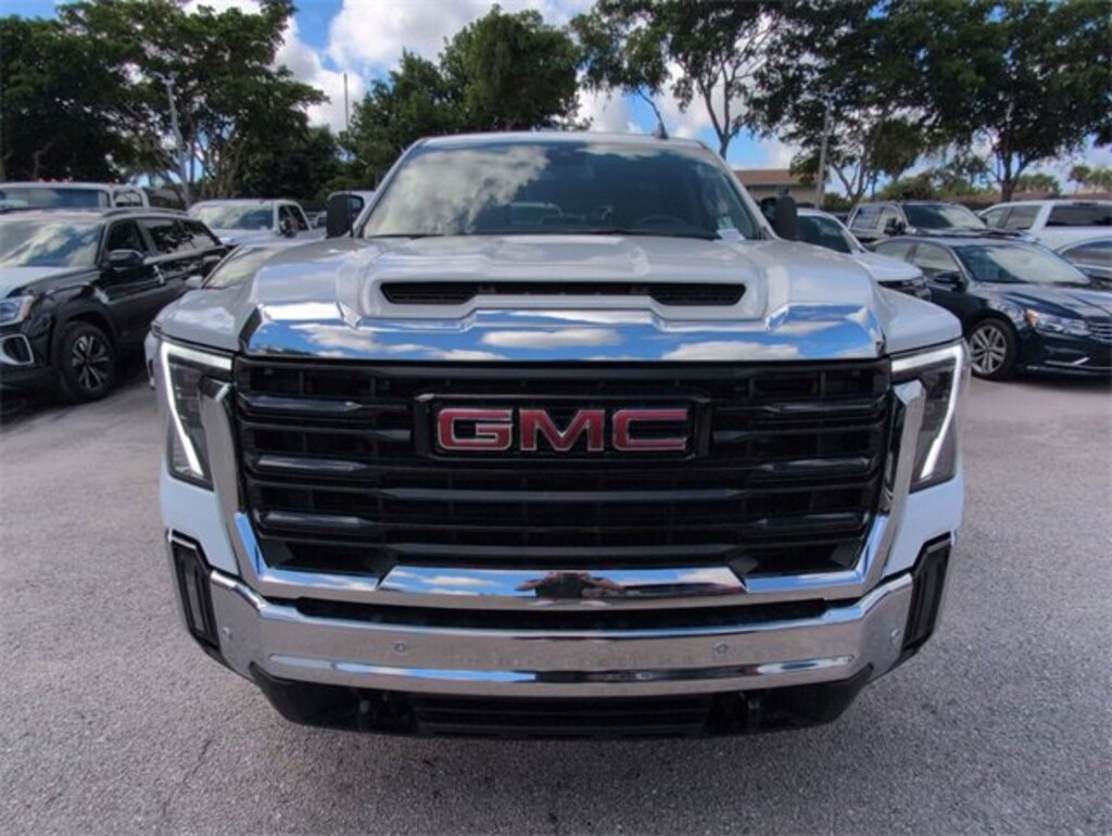 New 2025 GMC Sierra 2500 HD Pro Truck