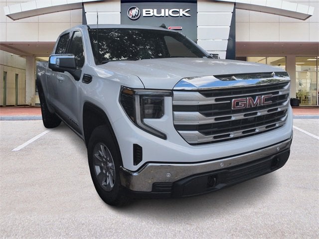 2026 GMC Sierra 1500 SLE's photo