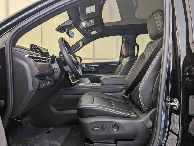 2025 GMC Sierra EV Denali - Photo 6