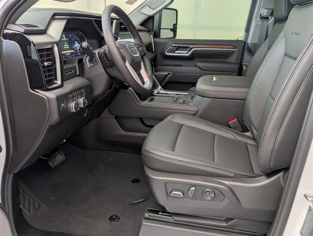 2026 GMC Sierra 2500HD Denali - Photo 6