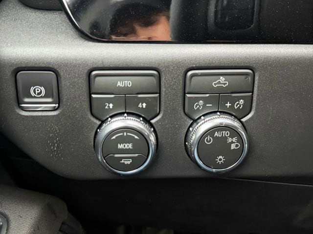 2026 GMC Sierra 1500 SLE - Photo 25