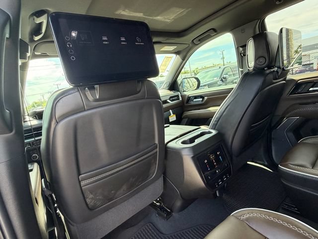 2026 GMC Yukon Denali Ultimate - Photo 17