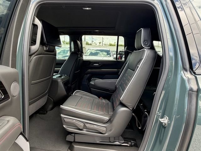 2026 GMC Savana Cargo Work Van - Photo 15