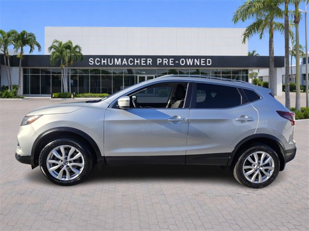 Used 2020 Nissan Rogue Sport SV