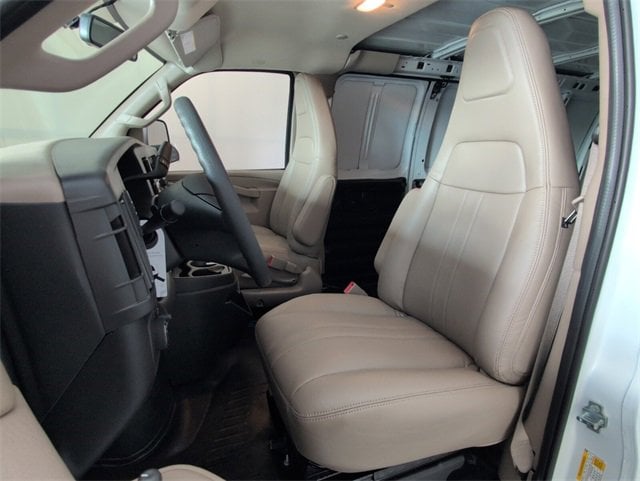 2025 GMC Savana Cargo Work Van's photo