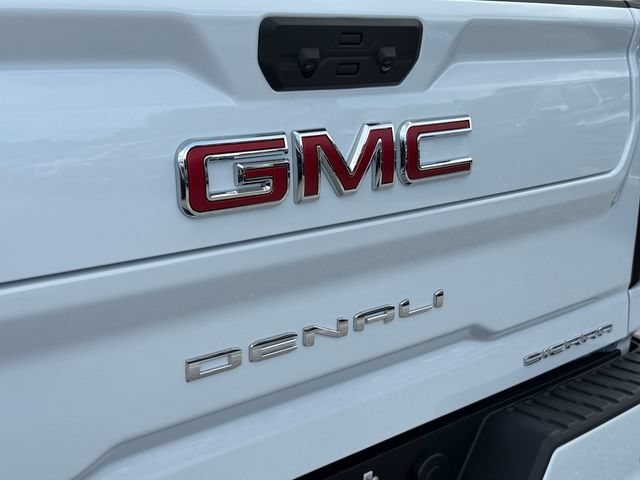 2026 GMC Sierra 2500HD Denali - Photo 10