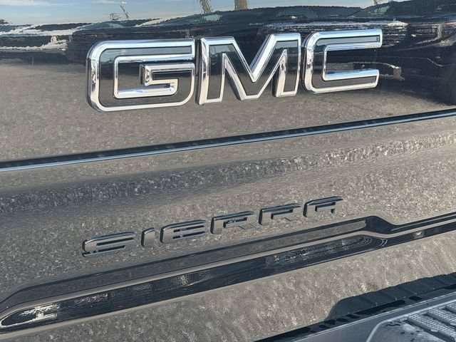 2026 GMC Sierra 1500 SLT - Photo 9