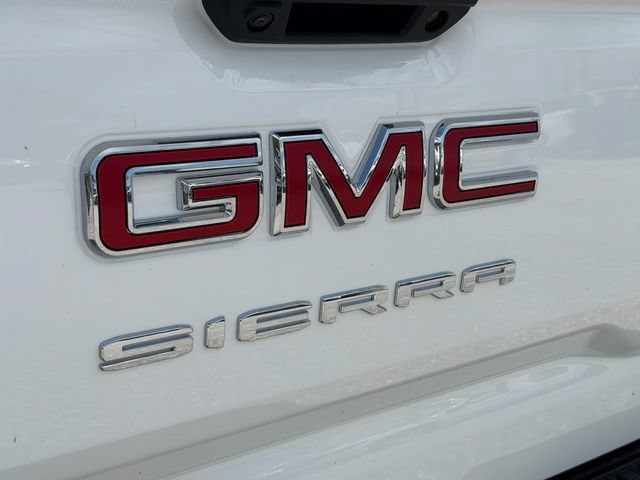 2026 GMC Sierra 1500 Pro - Photo 11
