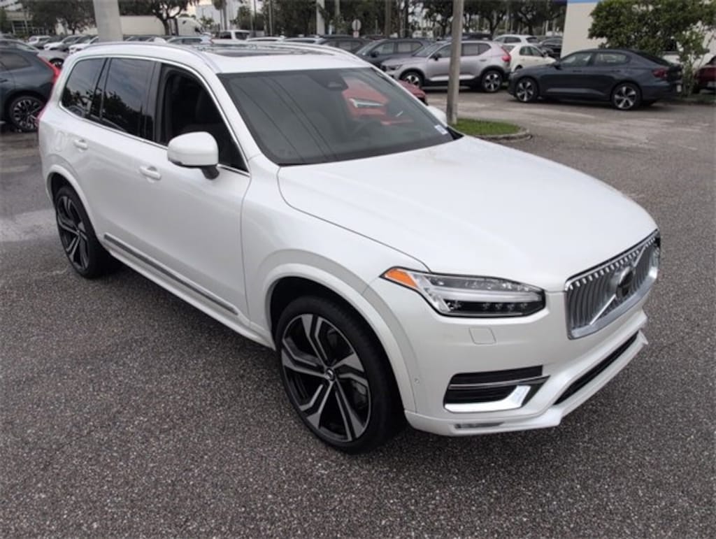 Used 2024 Volvo XC90 Ultimate Bright Theme