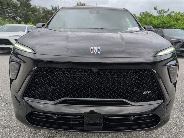 2026 Buick Enclave Sport Touring photo 2