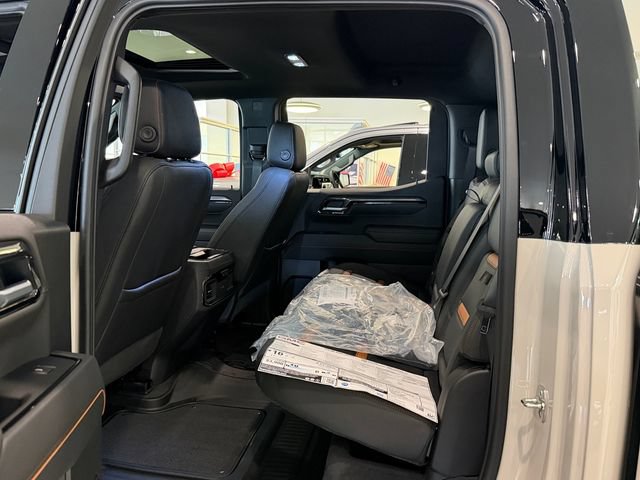 2026 GMC Sierra 1500 AT4 - Photo 7