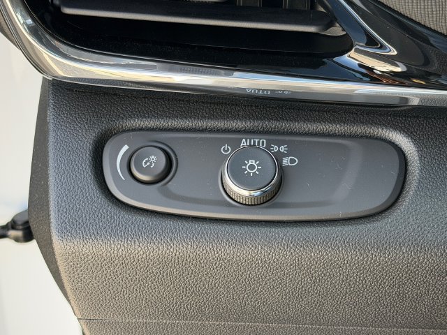 2026 Buick Envista Sport Touring - Photo 19