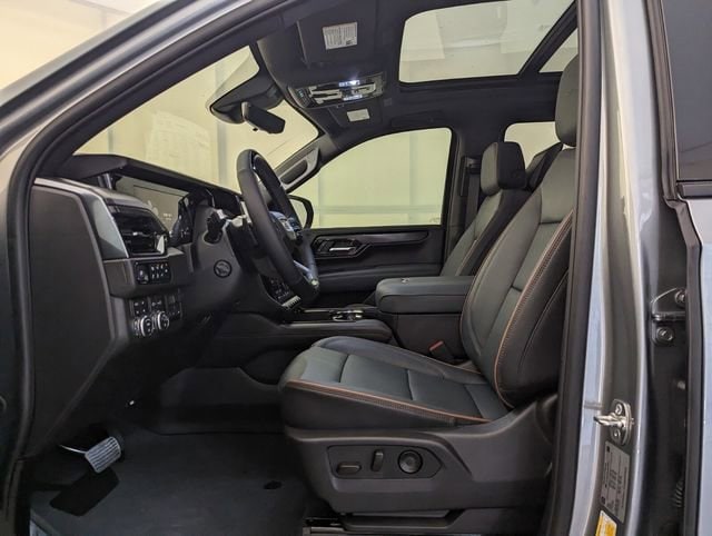 2026 GMC Yukon XL AT4 - Photo 6