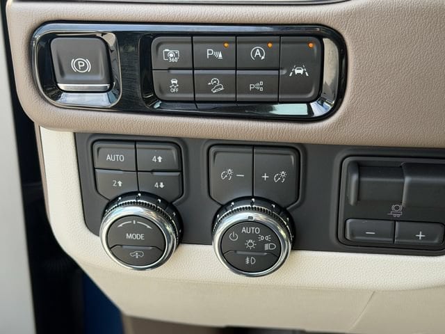 2026 GMC Yukon Denali - Photo 21