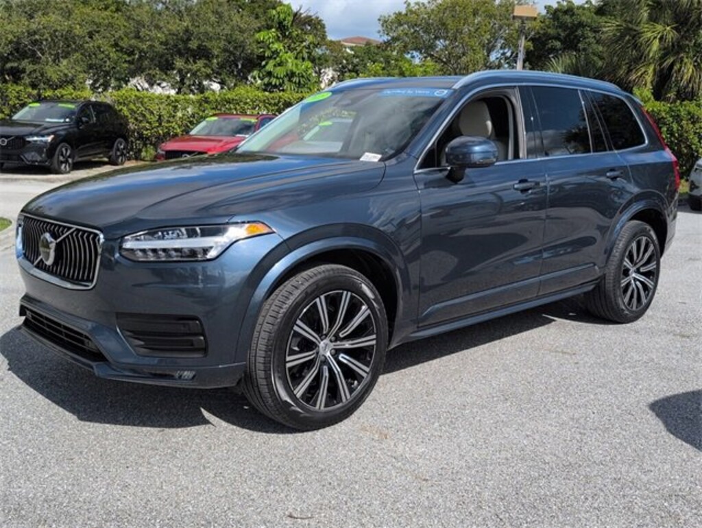 Used 2023 Volvo XC90 Core