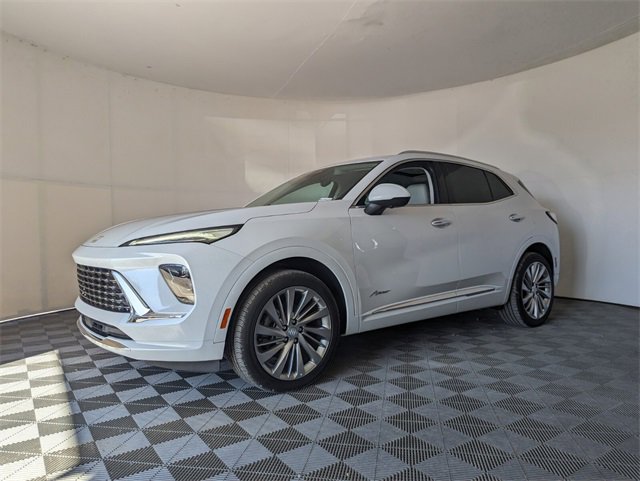 2025 Buick Envision Avenir photo 4