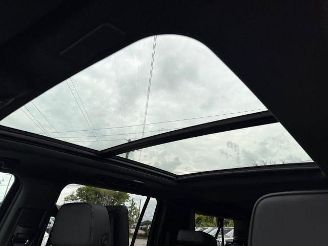 2027 GMC Yukon XL Denali - Photo 16