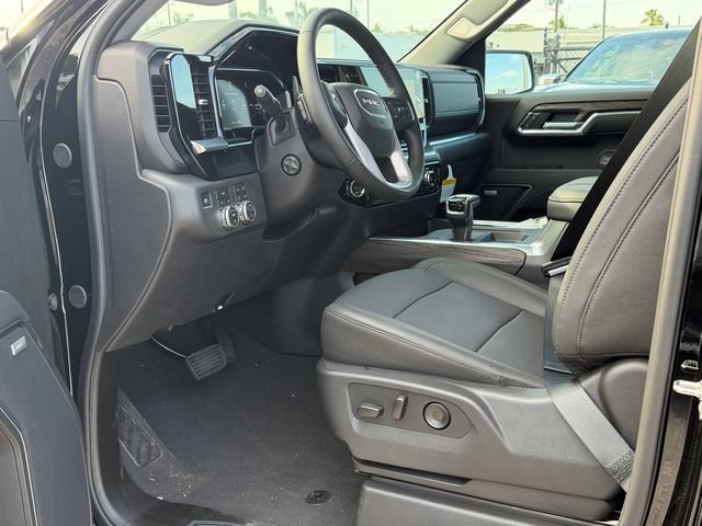 2026 GMC Sierra 1500 SLT - Photo 13